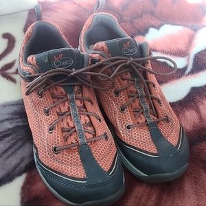 Chaco orange/grey 8.5